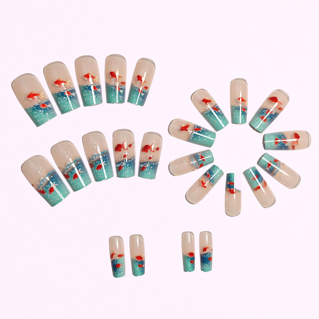 Siopsrl | Artifical nails with maritime goldfish design Siopsrl