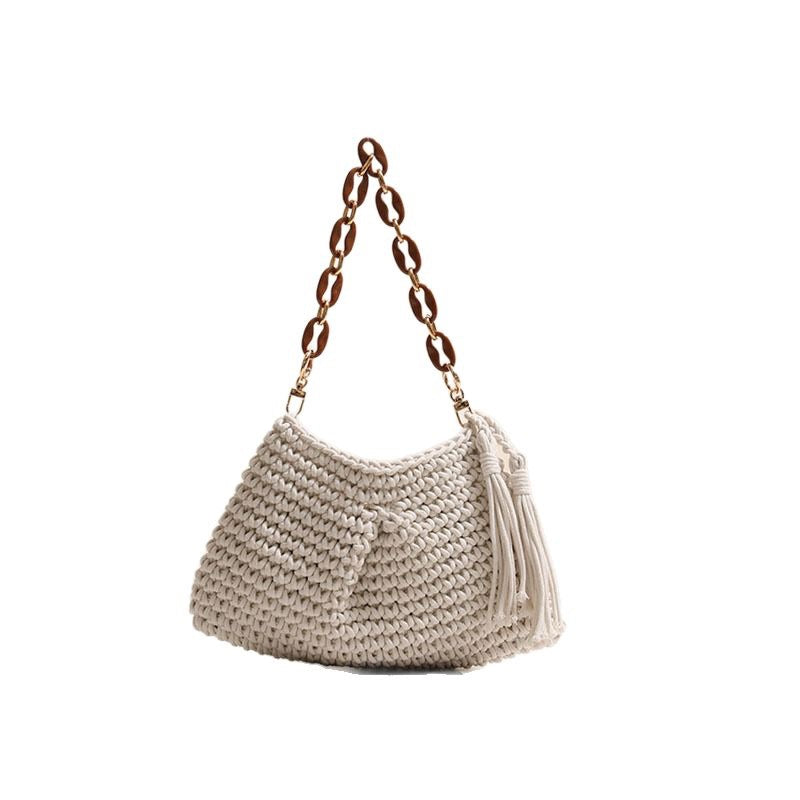 Siopsrl | Handcrafted macrame bag with fashionable fringes Siopsrl