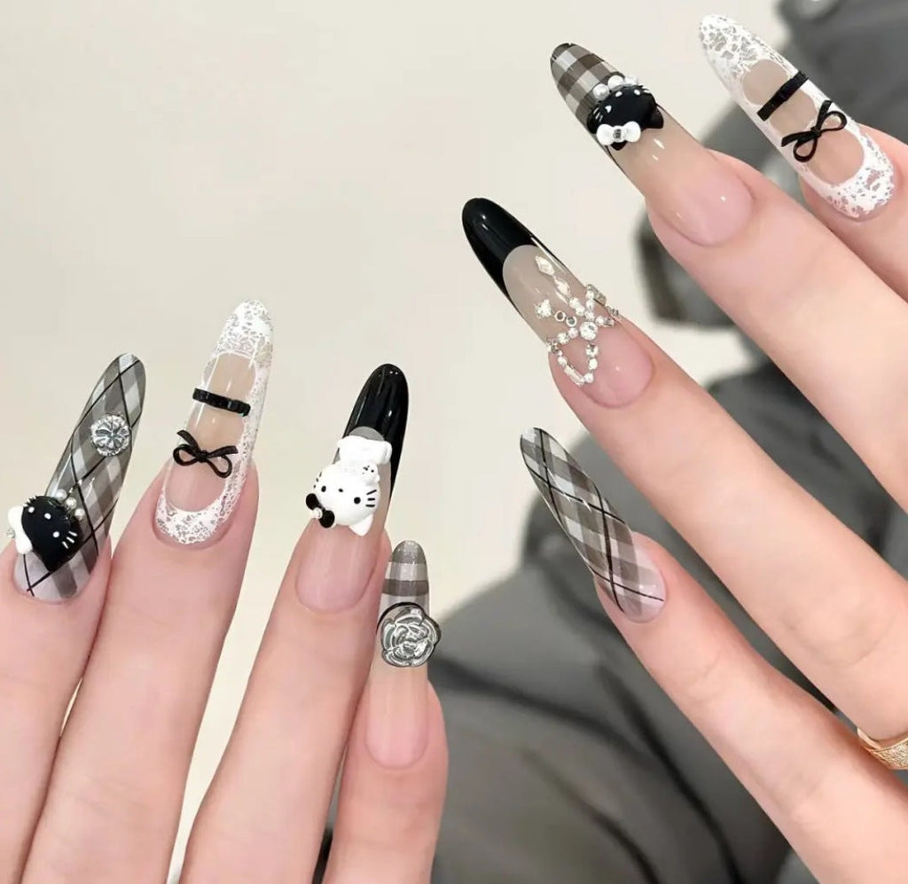 Siopsrl | Decorative Long Stiletto Press-On Nails with Heart and Floral Accents Siopsrl