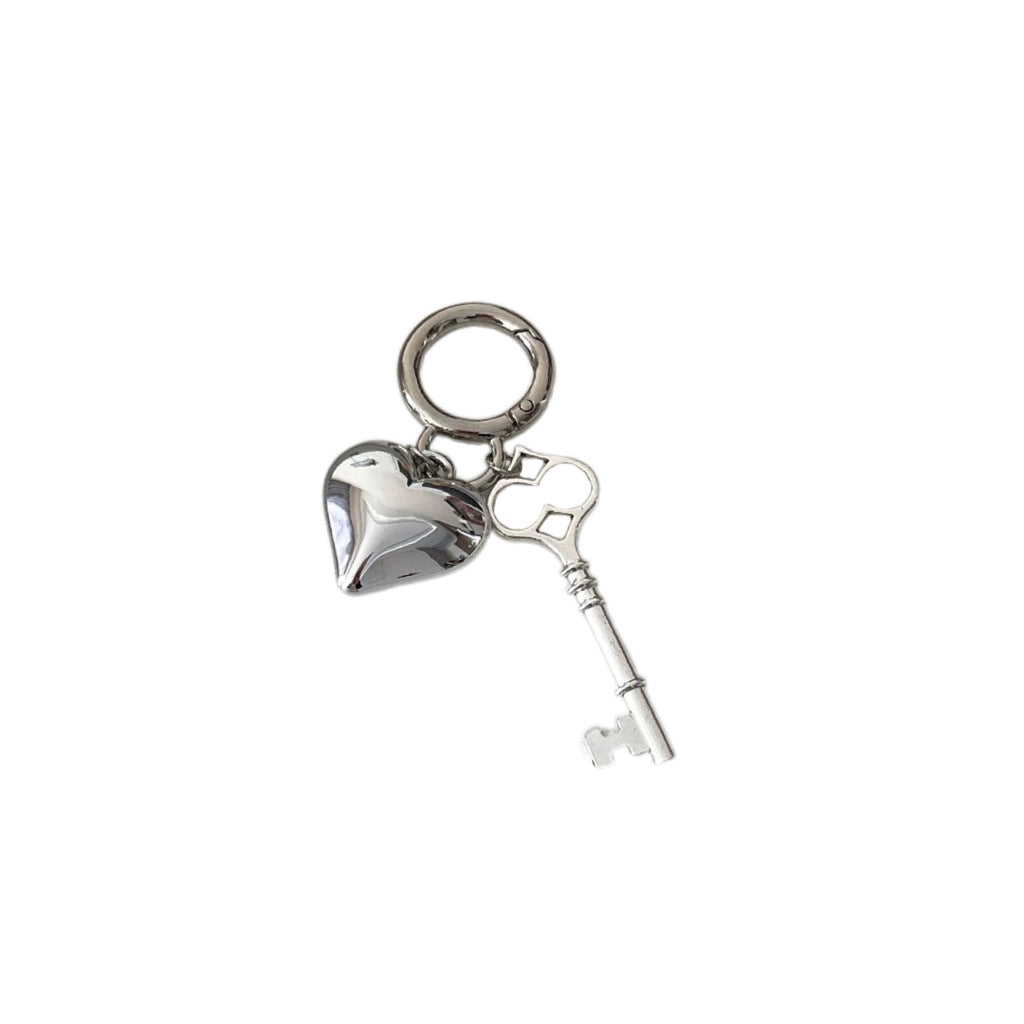 Siopsrl | Vintage-Inspired Heart and Key Keychain Siopsrl