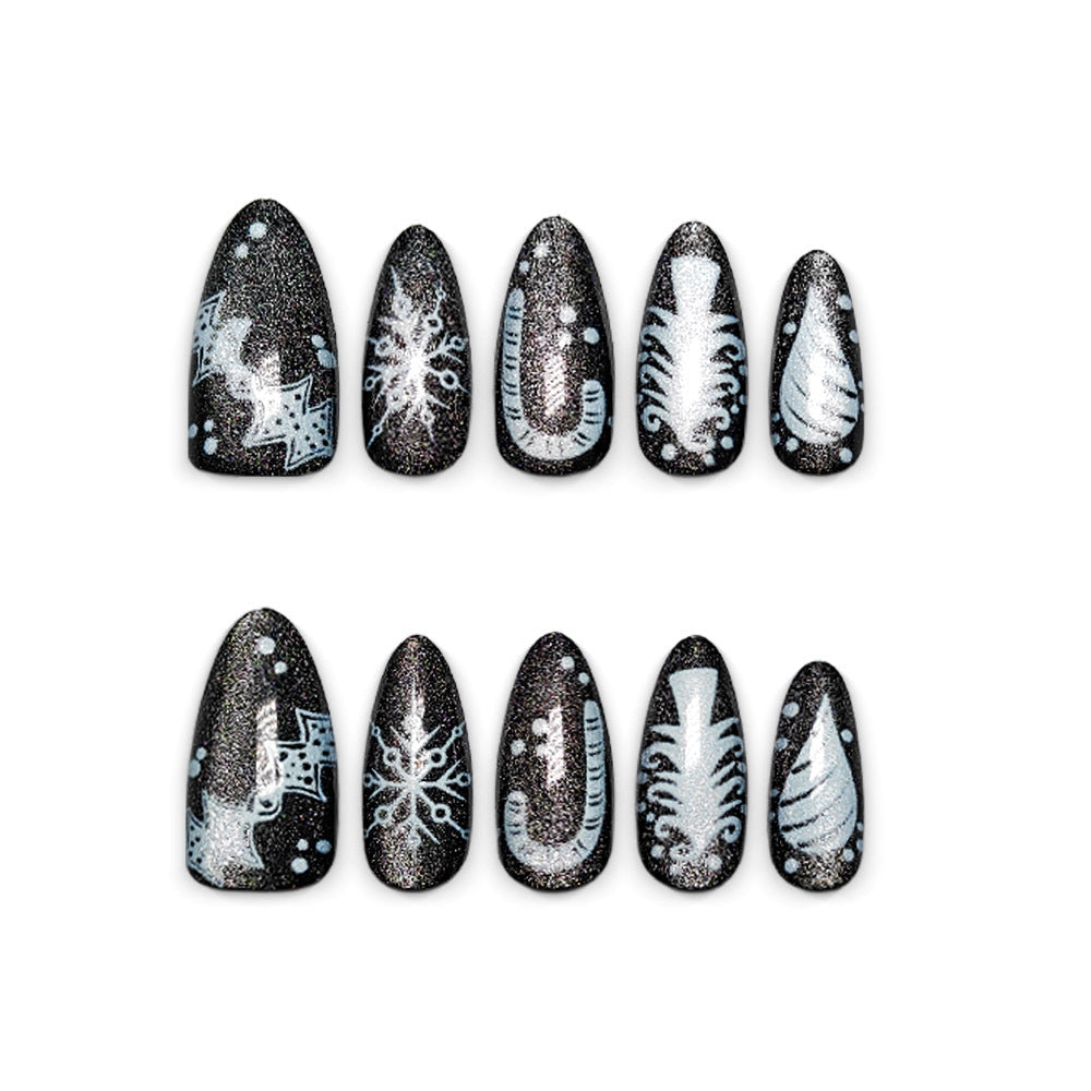 Siopsrl | Creative Nail Art in Glamorous Black-White Design Siopsrl