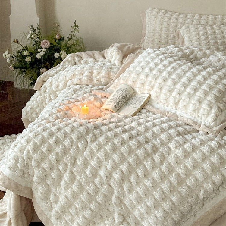 Quilted velvet bedding set with 3D waffle structure and decorative border Bowlift