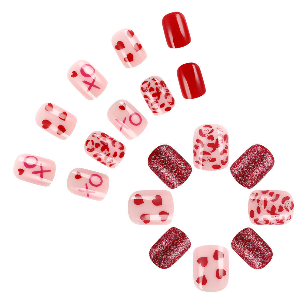 Siopsrl | Artistic Heart-Embellished Nail Art Siopsrl