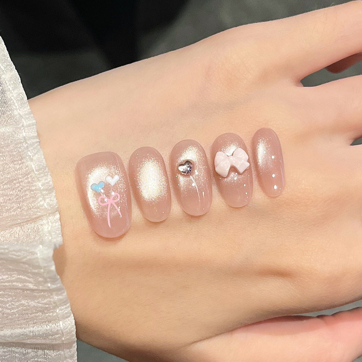Siopsrl | Decorative Press-On Nails with Gem Accents Siopsrl