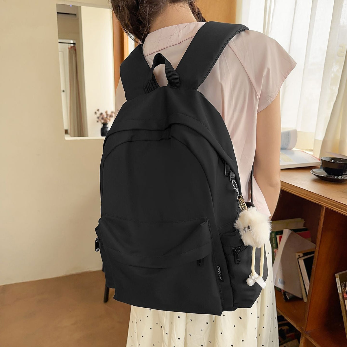 Siopsrl | Comfortable school backpack with practical compartments Siopsrl