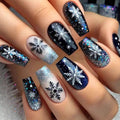 Siopsrl | Nail art set with sparkling snowflakes and glitter accents Siopsrl