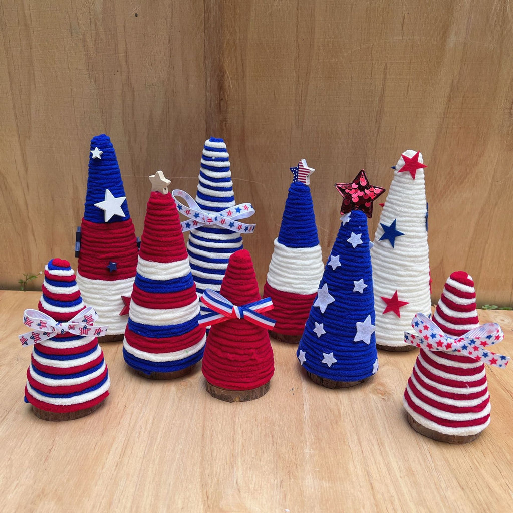 Siopsrl | Unisex decorative table figure crocheted tree made of yarn with wooden base and star tip Siopsrl