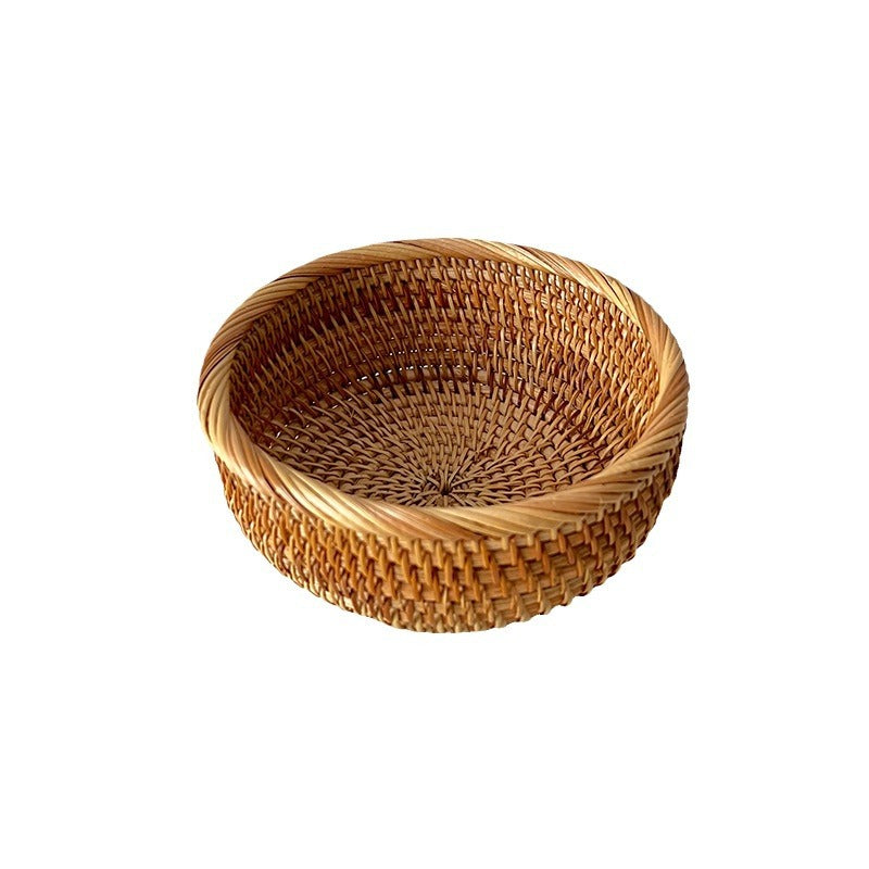 Handcrafted decorative fruit basket made of rattan Siopsrl