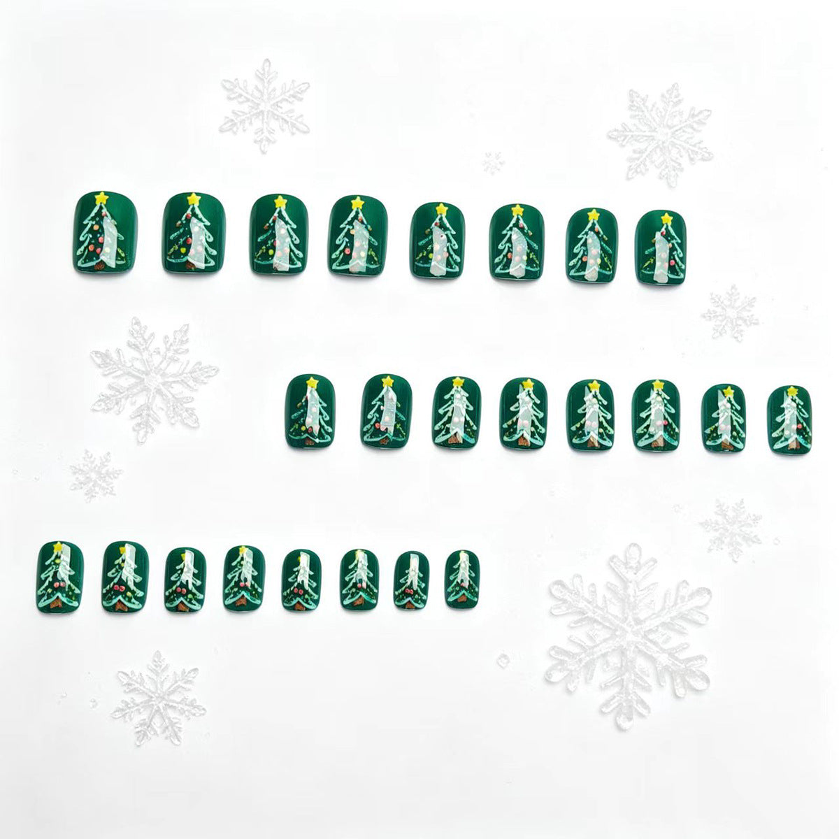 Siopsrl | Festive artificial nails with Christmas tree design Siopsrl