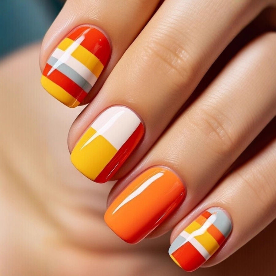 Siopsrl | Creative Nail Art with Exotic Leaf Design Siopsrl