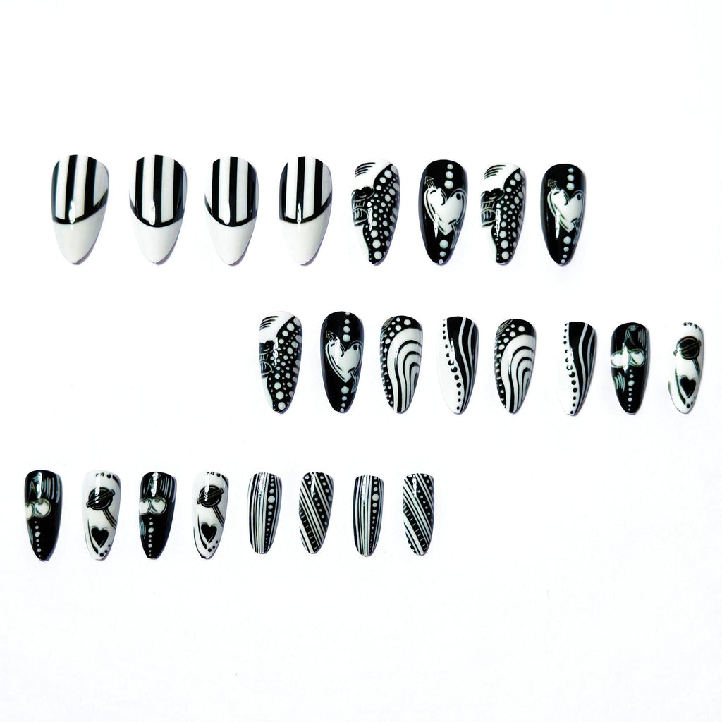 Siopsrl | Creative Art Nails in Elegant Black-and-White Design Siopsrl