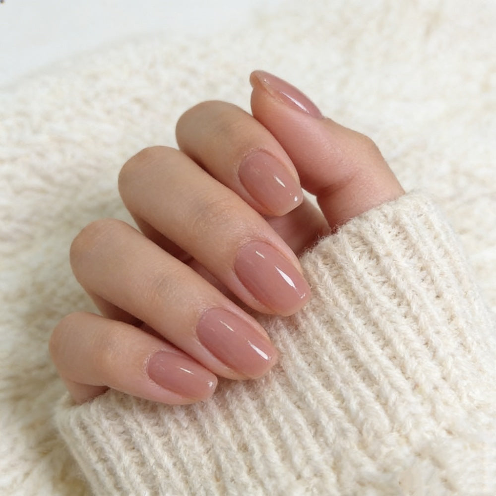 Siopsrl | Artificial nails in elegant, natural style Siopsrl