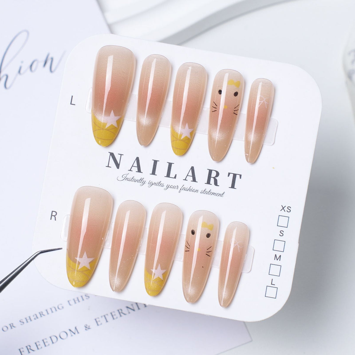 Siopsrl | Press-On Nail Art Set with Elegant Leopard Design Siopsrl