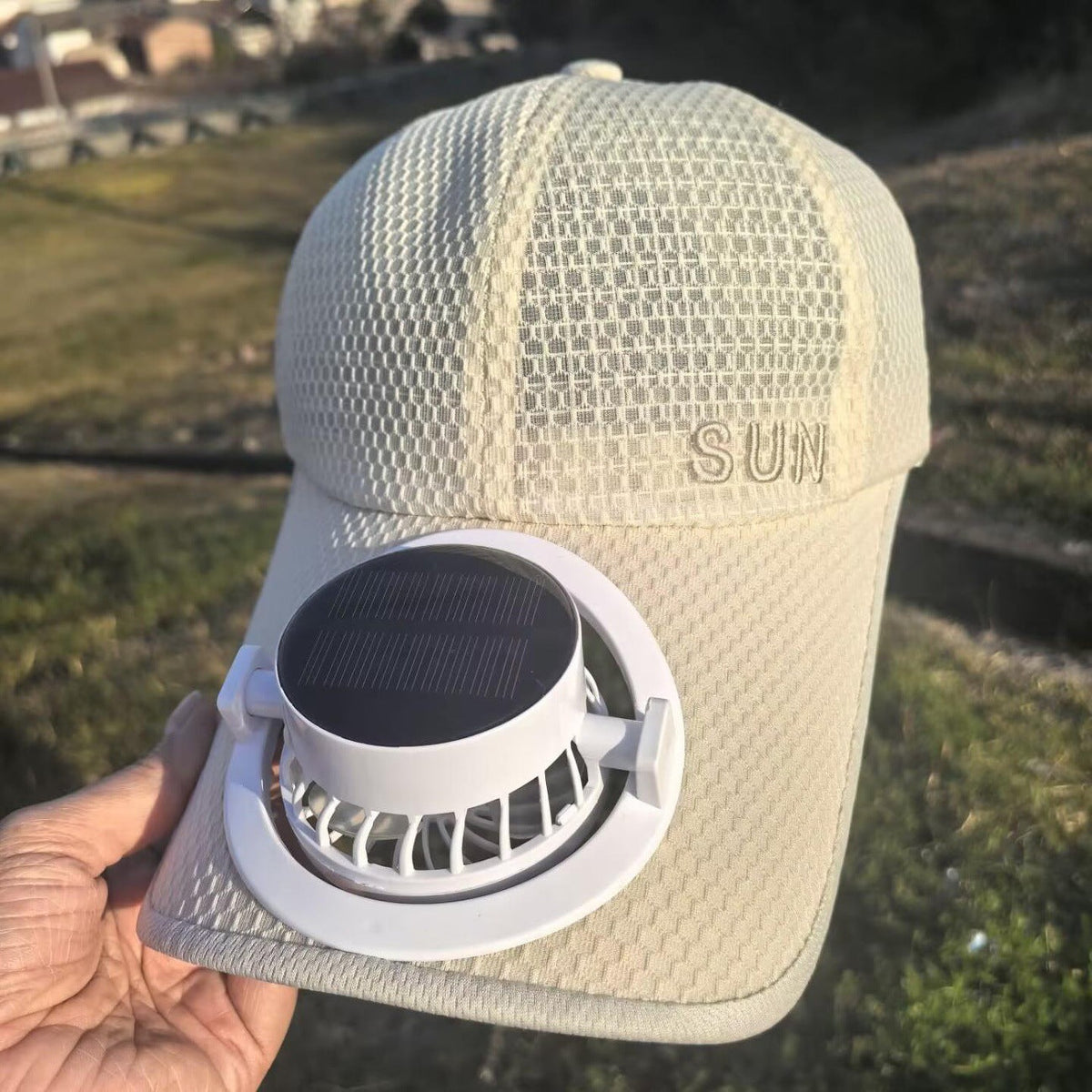 Siopsrl | Sun Cap with removable solar fan, breathable mesh and adjustable umbrella Siopsrl