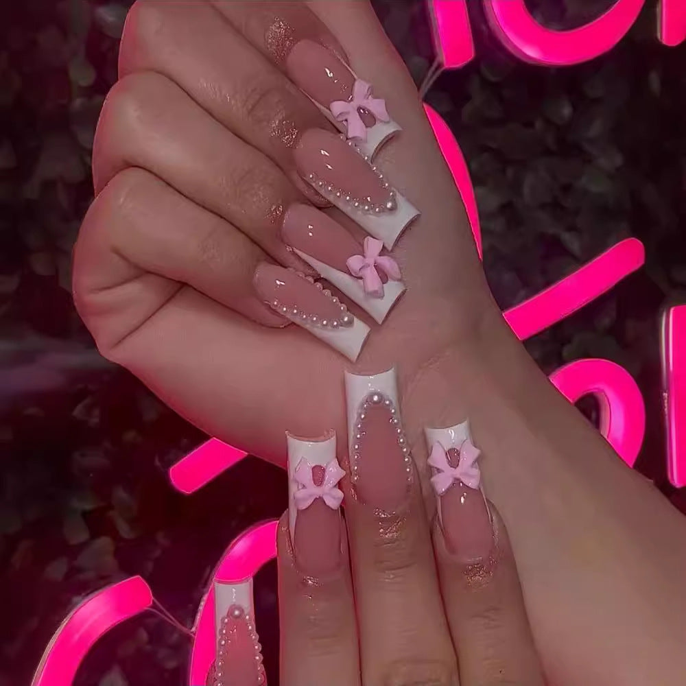 Siopsrl | Artificial nails with delicate flower and pearl embellishments Siopsrl