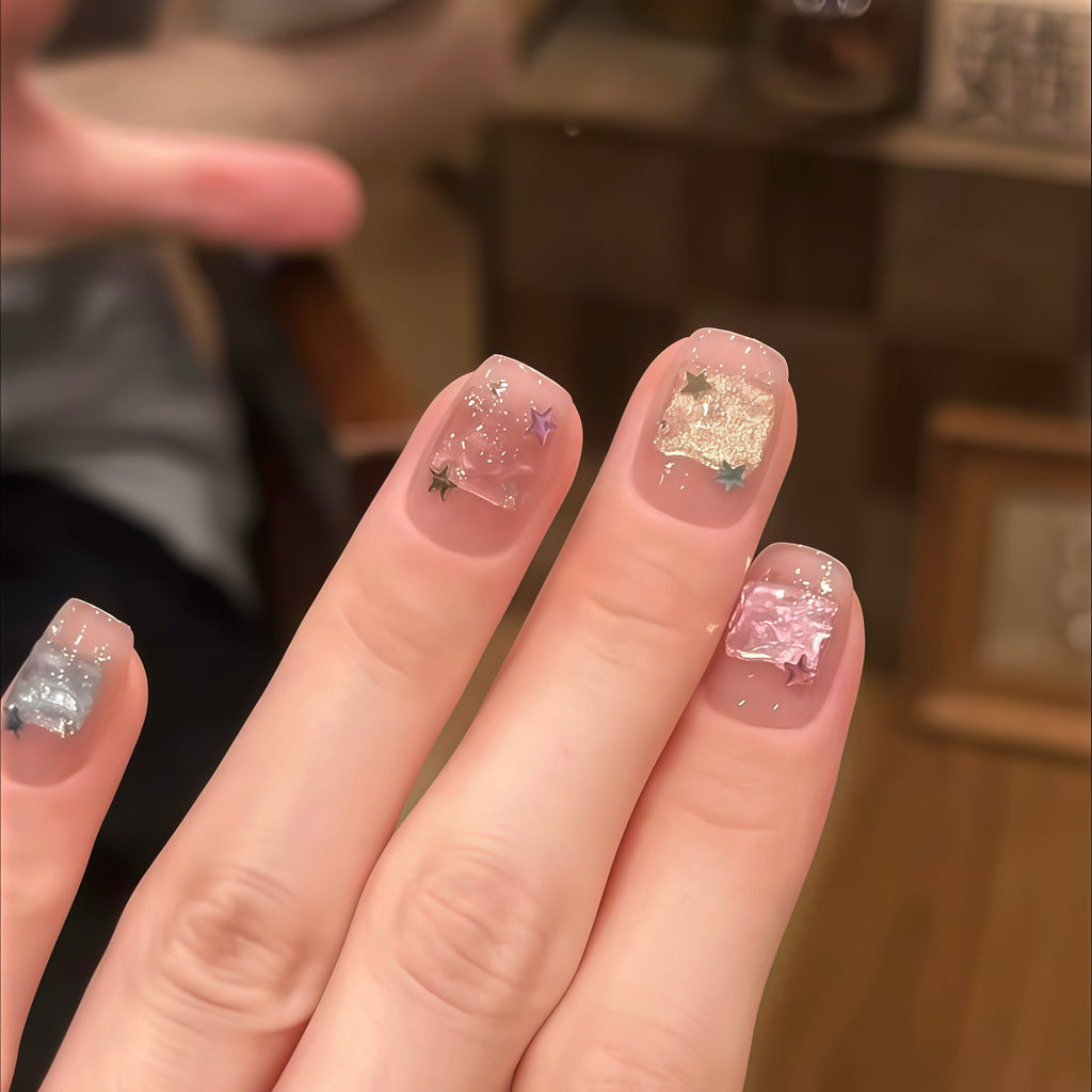 Siopsrl | Artificial Nails in Innovative Glitter Design Siopsrl