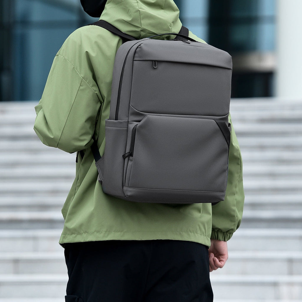 Siopsrl | Sleek multifunctional tech-ready Backpack Siopsrl