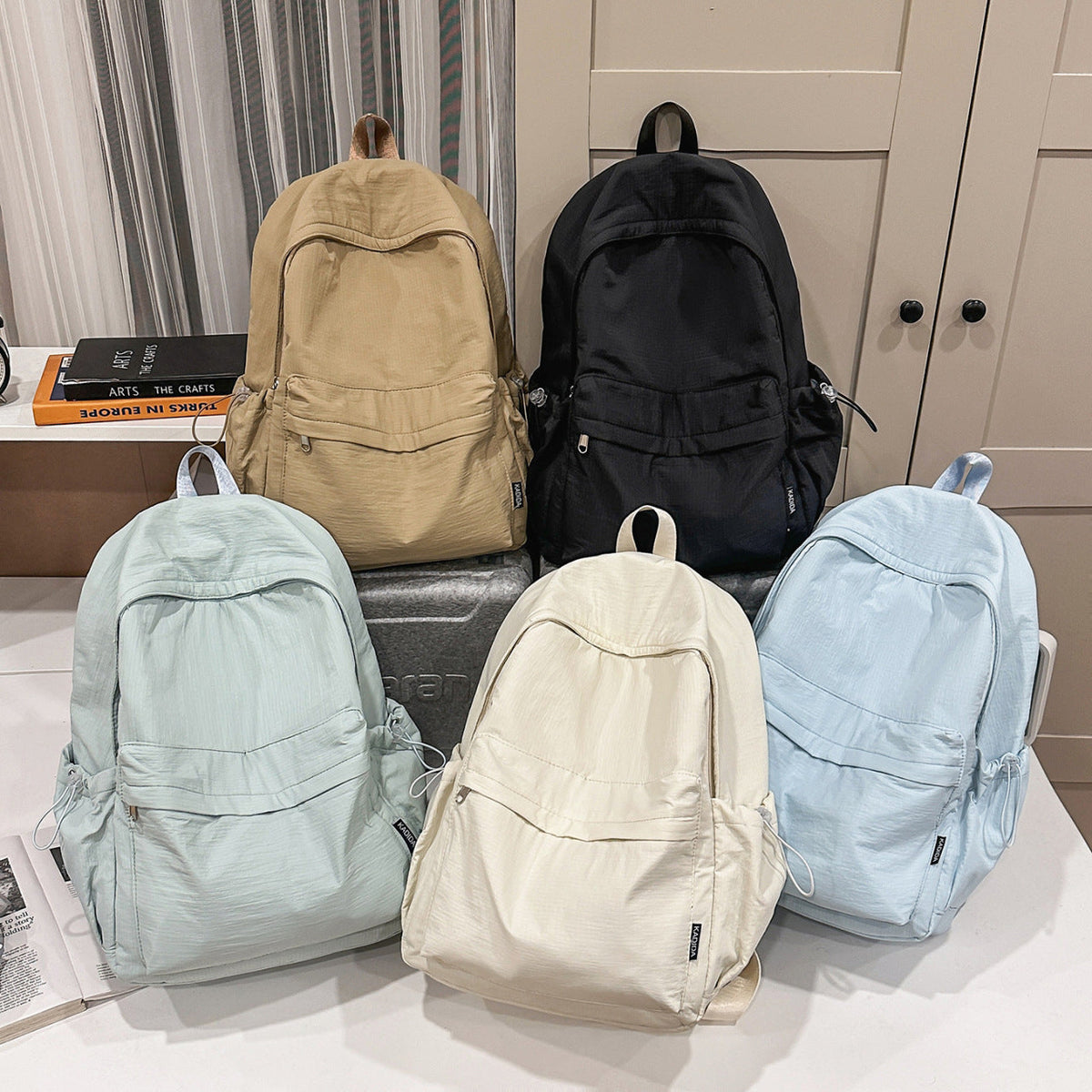 Siopsrl | Sporty backpack with practical side pockets Siopsrl