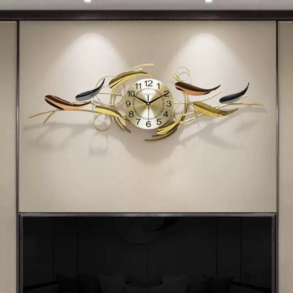 Artistic Wall Clock with Leaf Motif Siopsrl