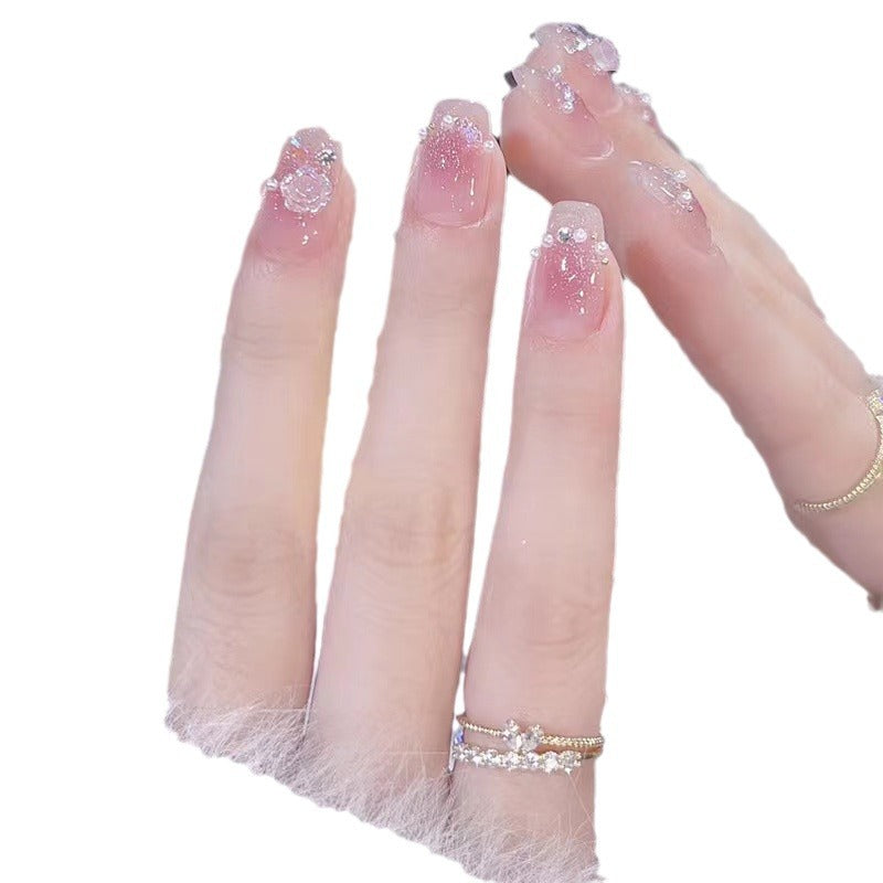 Siopsrl | Glamorous nail art with rhinestone and pearl accents Siopsrl