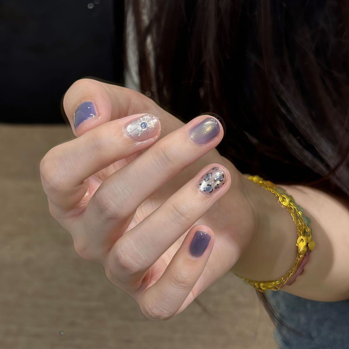 Siopsrl | Glamorous artificial nails with elegant glitter elements Siopsrl