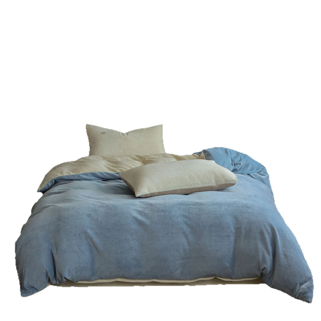 Plush bedding set with velvety microfiber surface Bowlift