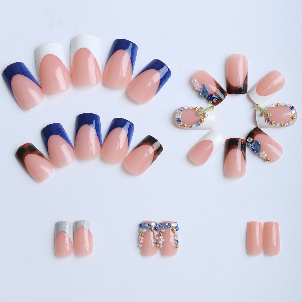 Siopsrl | Artful fingernails with elegant embellishments Siopsrl