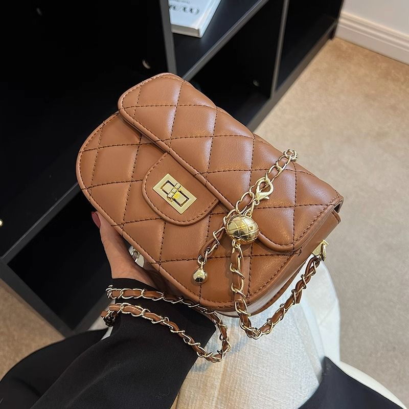 Siopsrl | Quilted Elegance Shoulder Bag Siopsrl