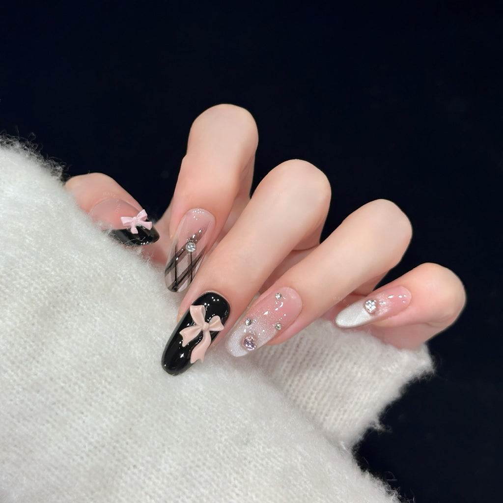 Siopsrl | Artificial nail tips with elegant bows and glitter details Siopsrl