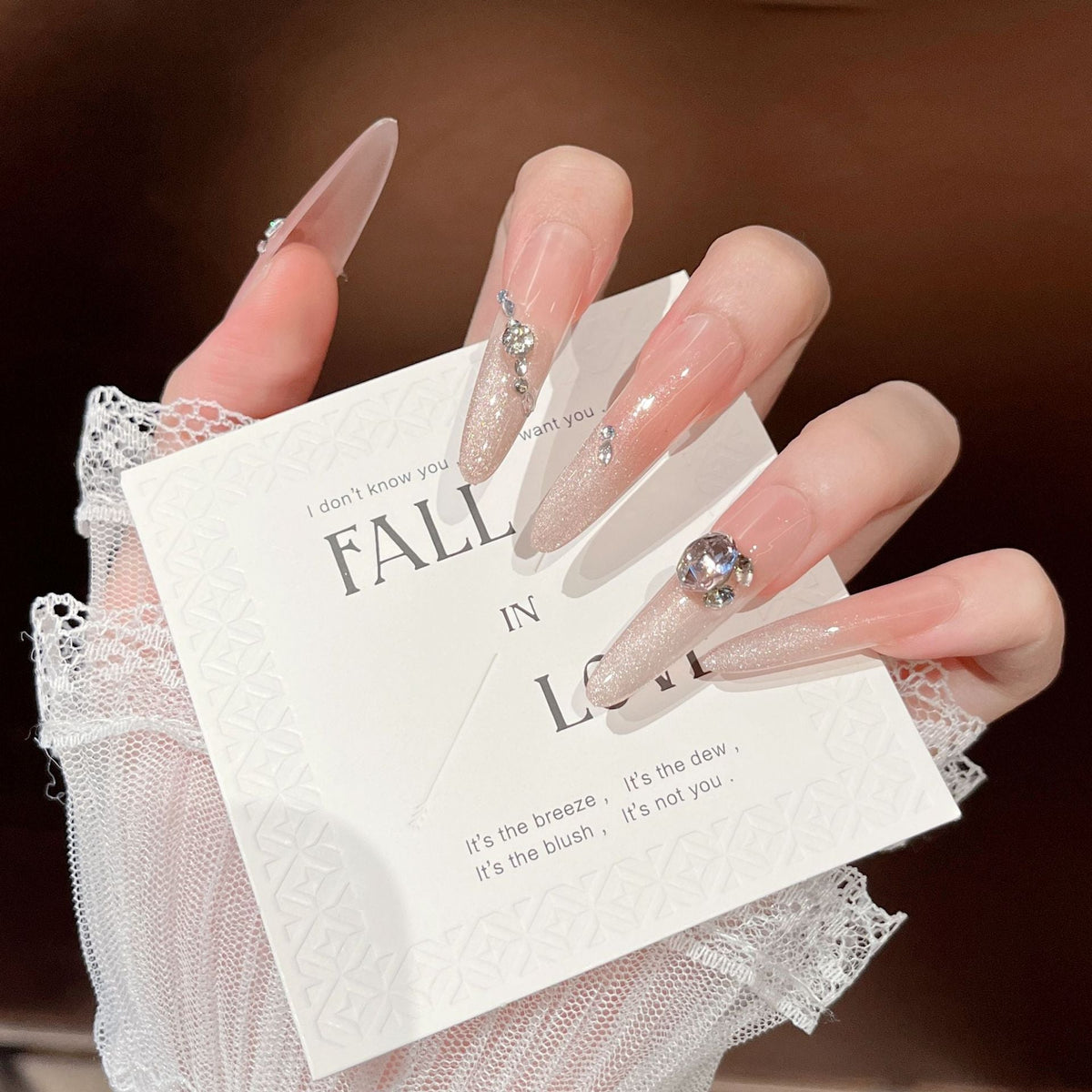 Siopsrl | Decorative Press-On Nails with Gem Accents Siopsrl
