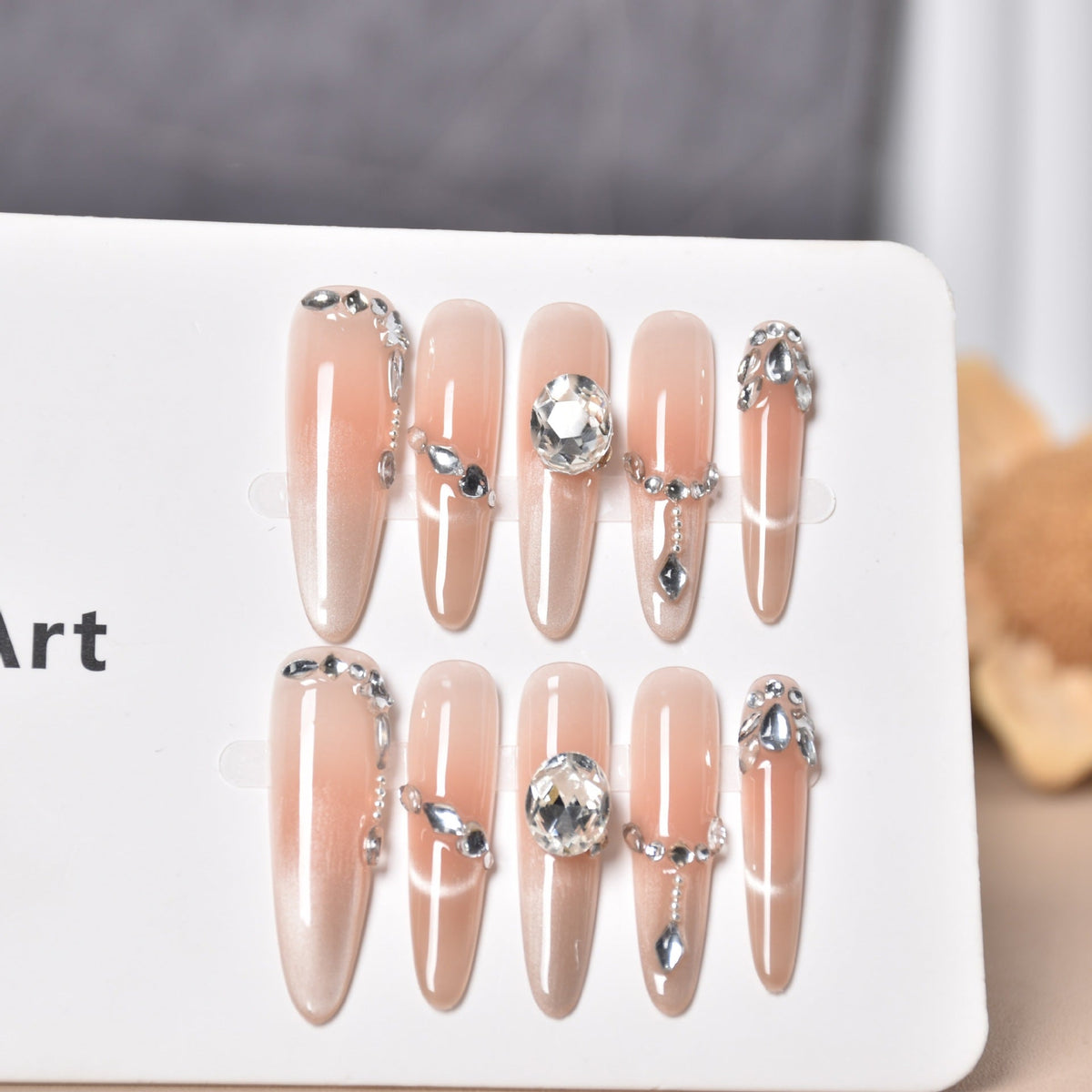 Siopsrl | Decorative Press-On Nails with Gem Accents Siopsrl