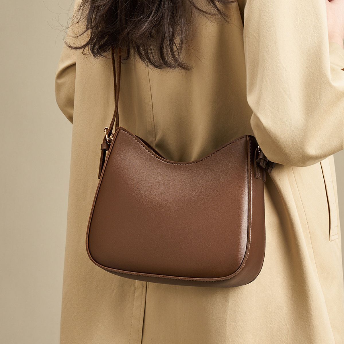 Siopsrl | Elegant Structured Hobo Bag Siopsrl