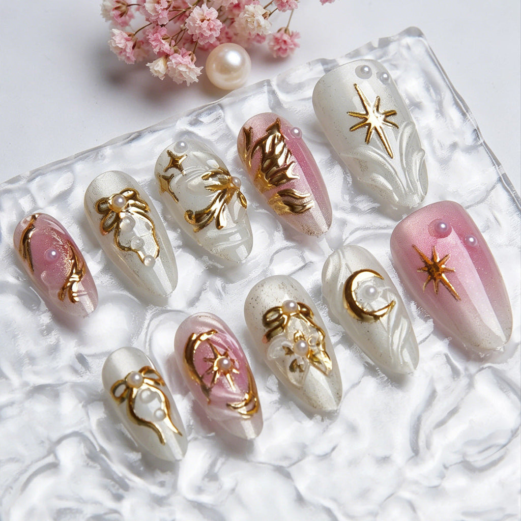 Siopsrl | Artificial nail set with filigree golden accents Siopsrl