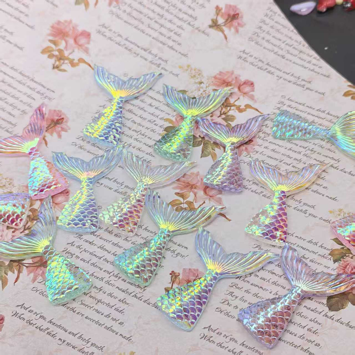 Siopsrl | Glittering sea fins decorative stones Siopsrl