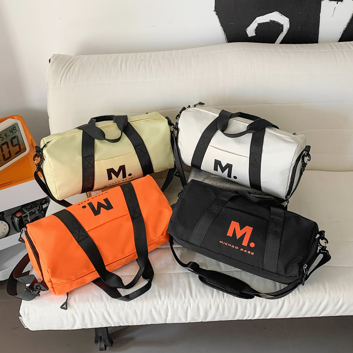 Siopsrl | Sporty Travel Bag with Structured Interior Compartments Siopsrl