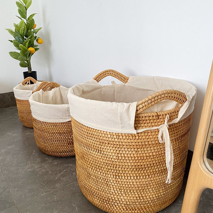 Women Elegant hand-woven basket with practical handles Siopsrl