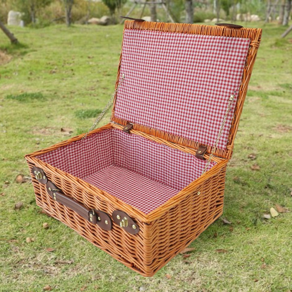 Ladies picnic basket with removable compartments and stylish checkered fabric Siopsrl