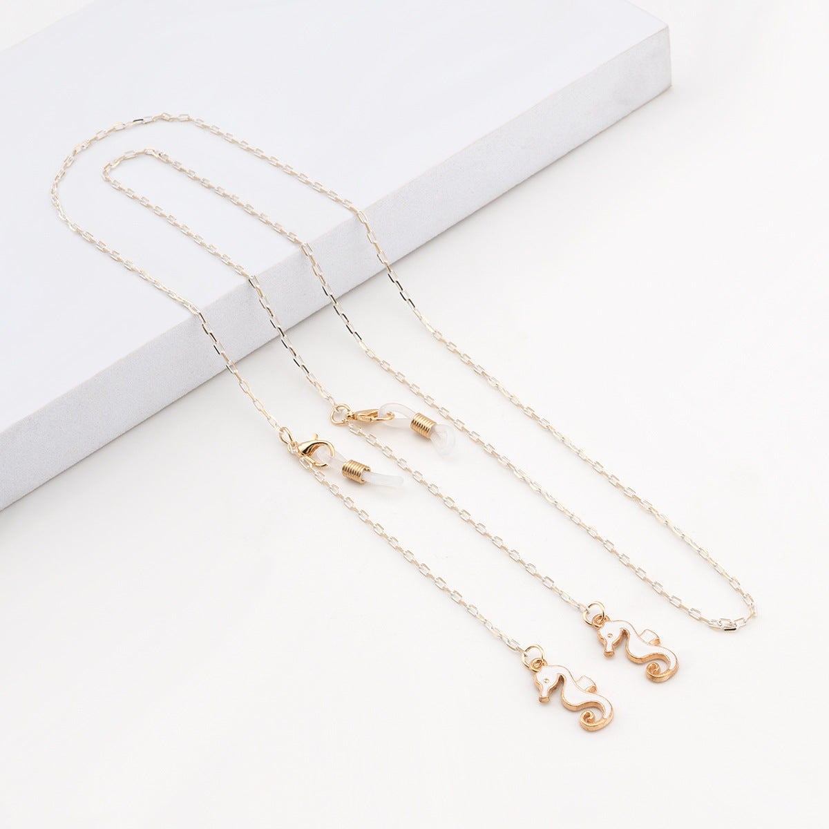 Siopsrl | Elegant Geometric Eyewear Chain Siopsrl