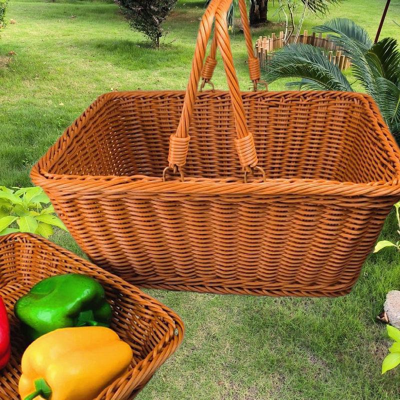 SiopsrlRattan Storage Basket