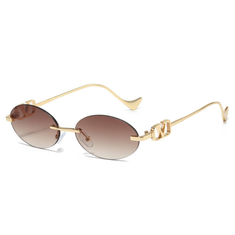 Siopsrl | Stylish Oval Frame Sunglasses with Decorative Accents Siopsrl