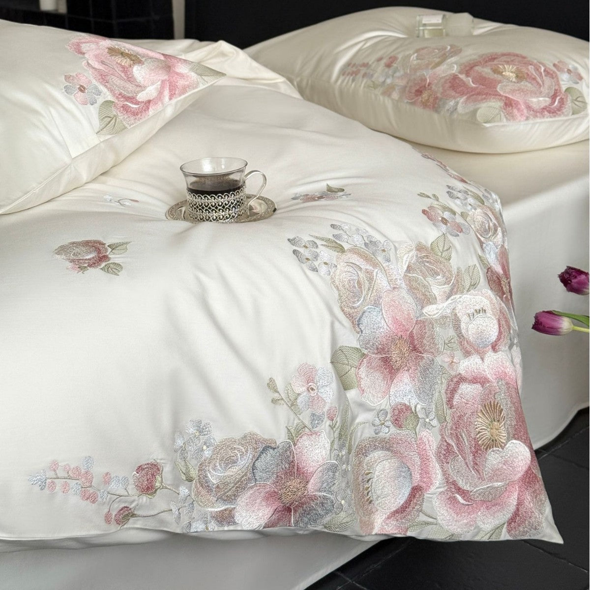 Embroidered satin bedding set with floral relief embroidery and silky finish Bowlift