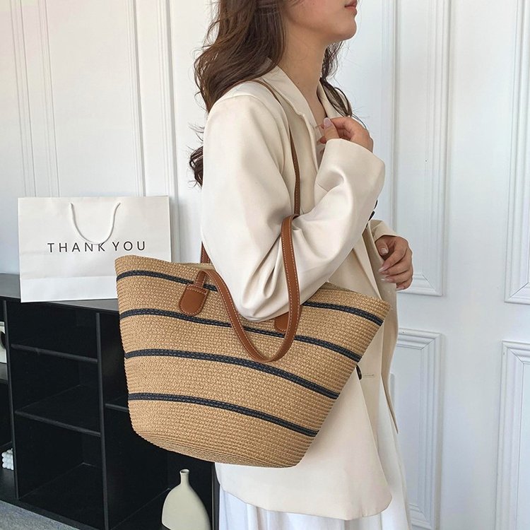 Siopsrl | Elegant and Versatile Beach Bag with Leather Handles Siopsrl