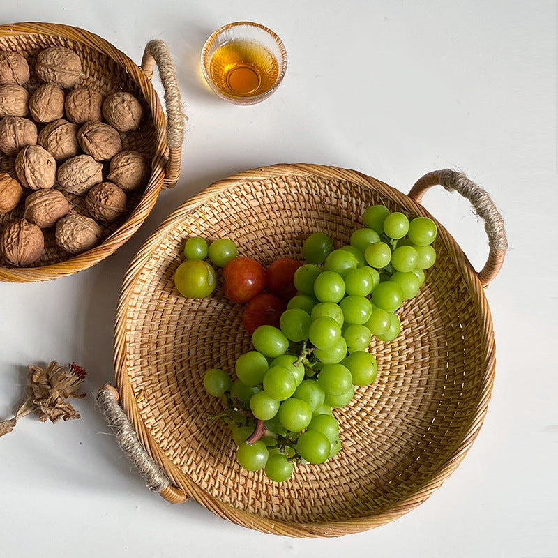 Handwoven storage basket with sturdy handles Siopsrl