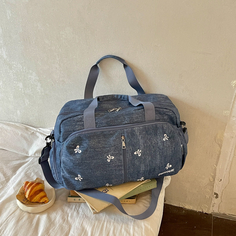 Siopsrl | Women's spacious sport and travel bag with elegant details Siopsrl