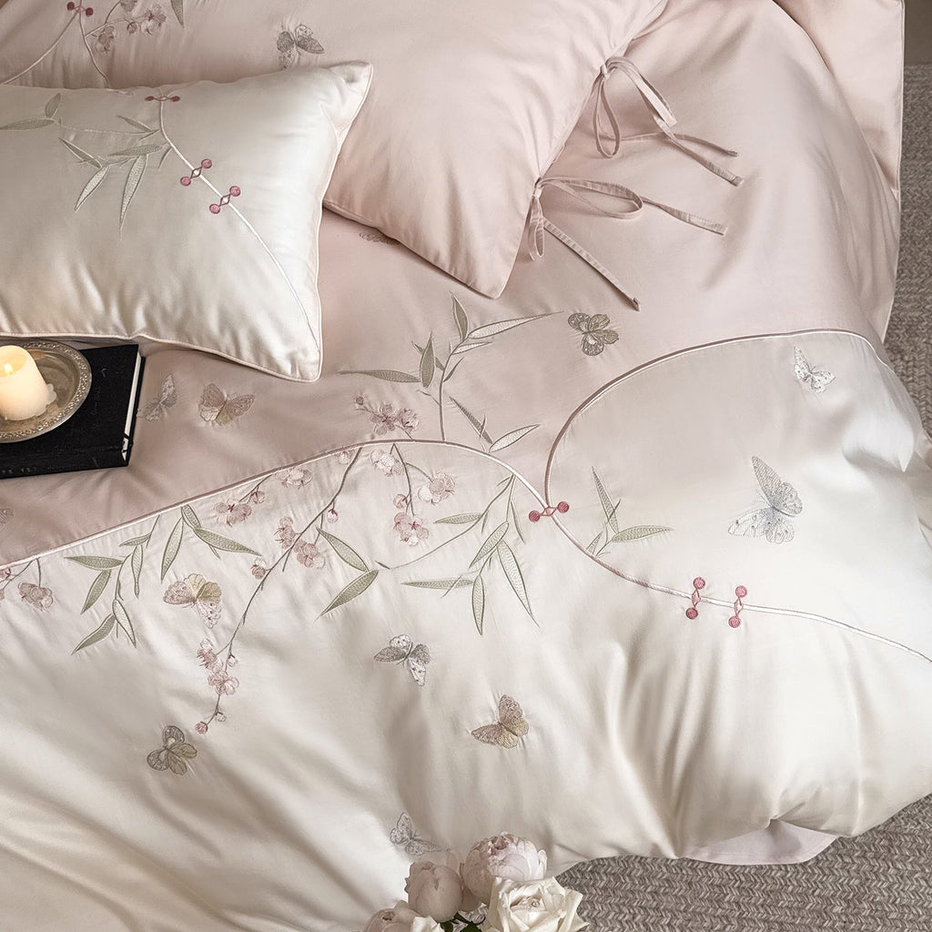 Luxurious satin bedding set with floral embroidery Bowlift