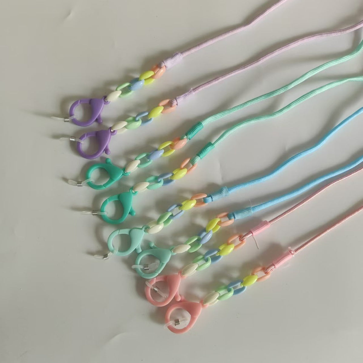 Siopsrl | Glasses holder chain with Colorful beads and sturdy clips Siopsrl