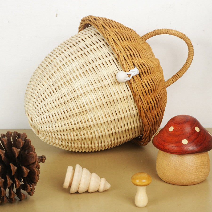 Playful hand basket in house design Siopsrl