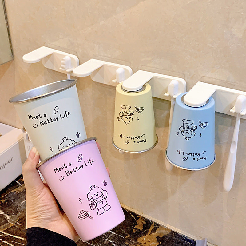 Siopsrl | Wall-mounted toothbrush holder with playful design Siopsrl