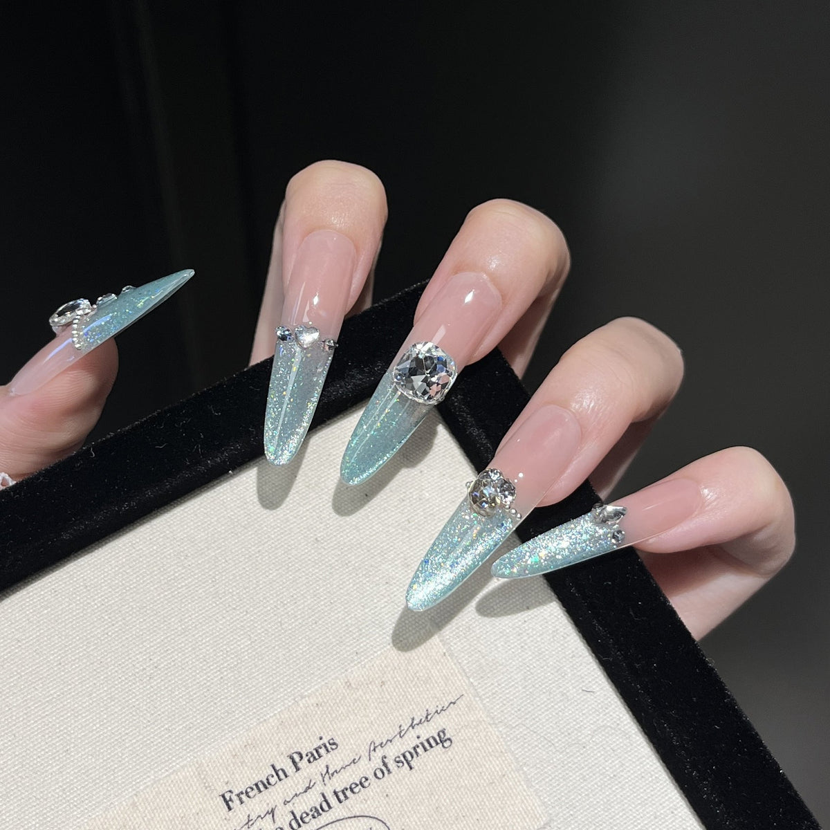 Siopsrl | Glamorous Crystal-Embellished Stiletto Press-On Nail Extensions Siopsrl