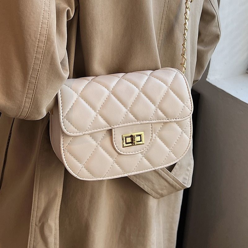 Siopsrl | Quilted Elegance Shoulder Bag Siopsrl